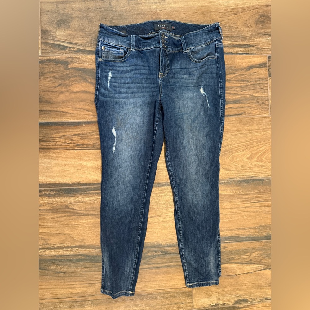 Torrid Lightly Distressed Jeggings